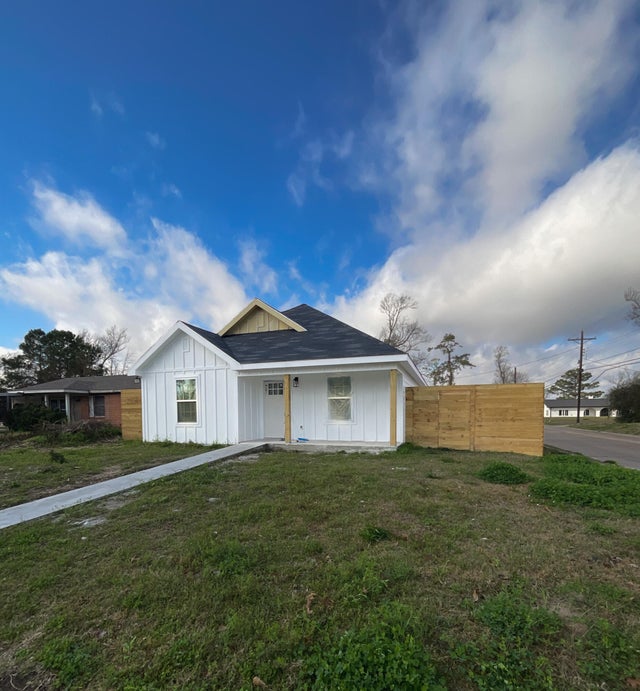 915 W 18th Street, Lake Charles