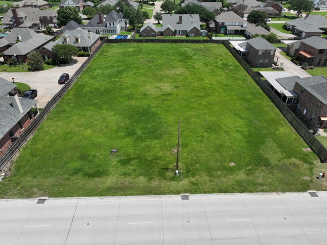 W Prien Lake Road, Lake Charles