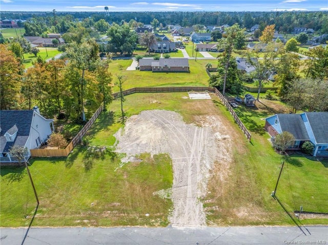 N Presidential Circle, Lake Charles