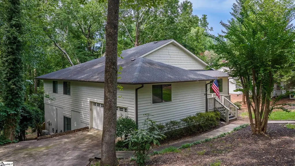 16 Hoppin John Lane, Taylors