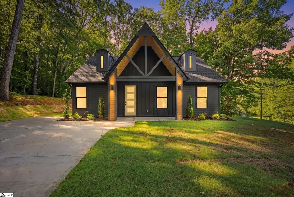 309 Kenmore Drive, Piedmont