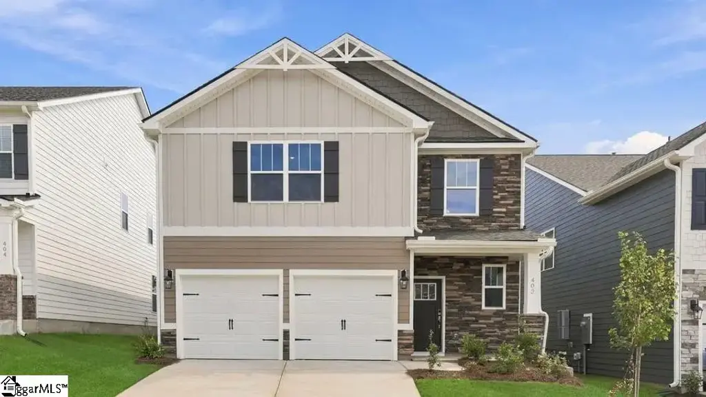 402 Scarlet Leaf Lane, Greenville