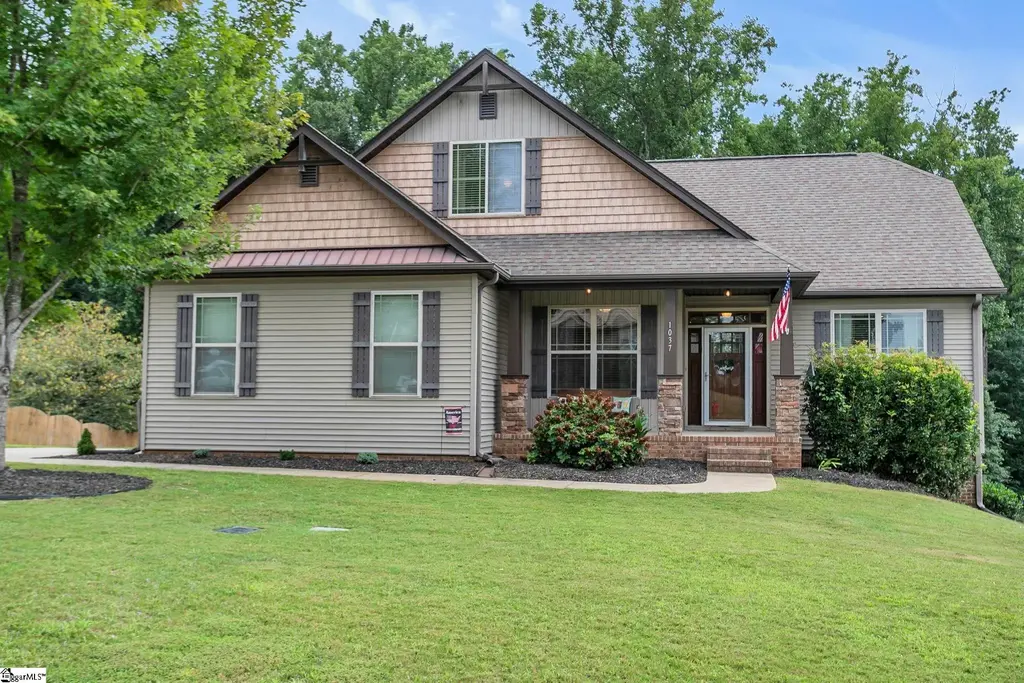 1037 Freshwater Lane, Easley