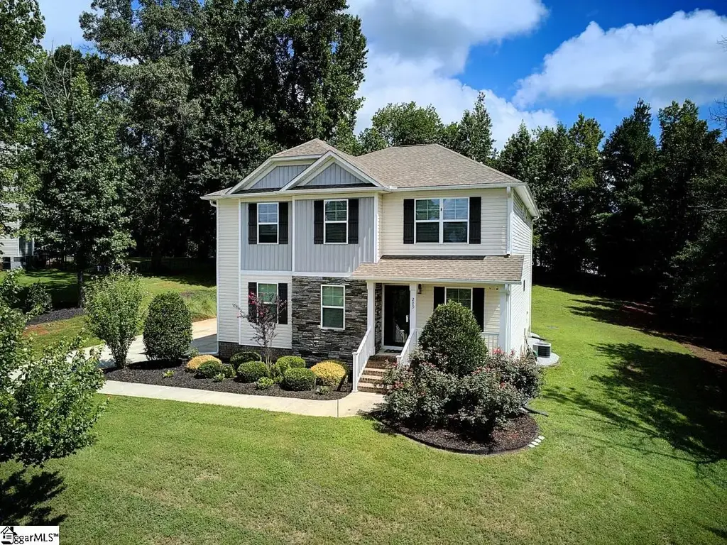 209 Montague Drive, Easley