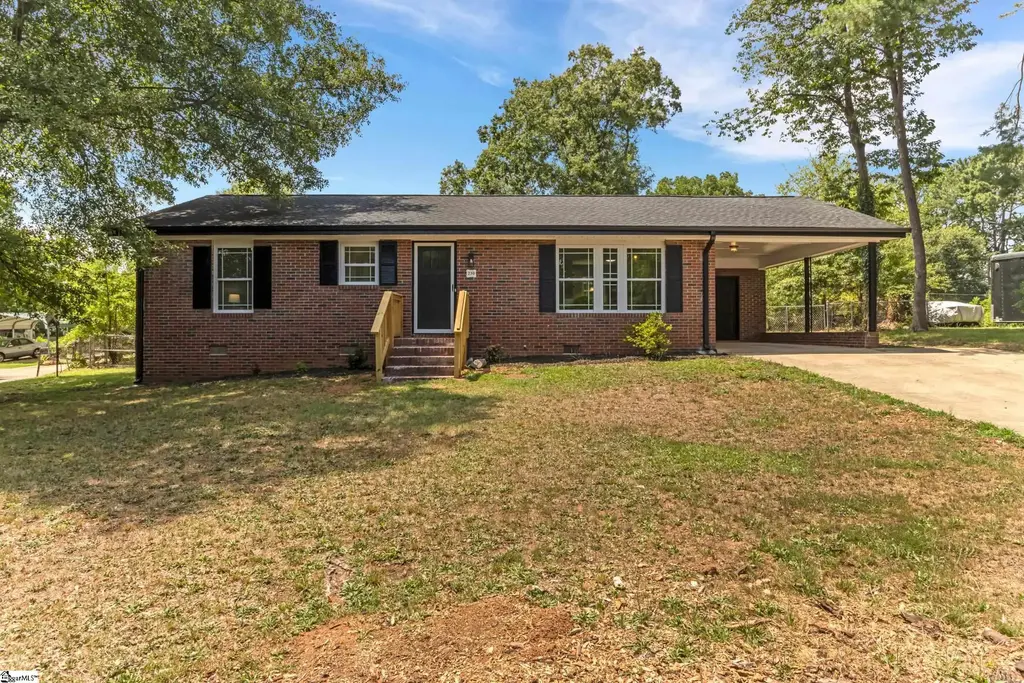 230 Foxhall Road, Spartanburg