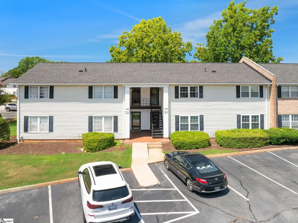 925 Cleveland Street Unit 166, Greenville