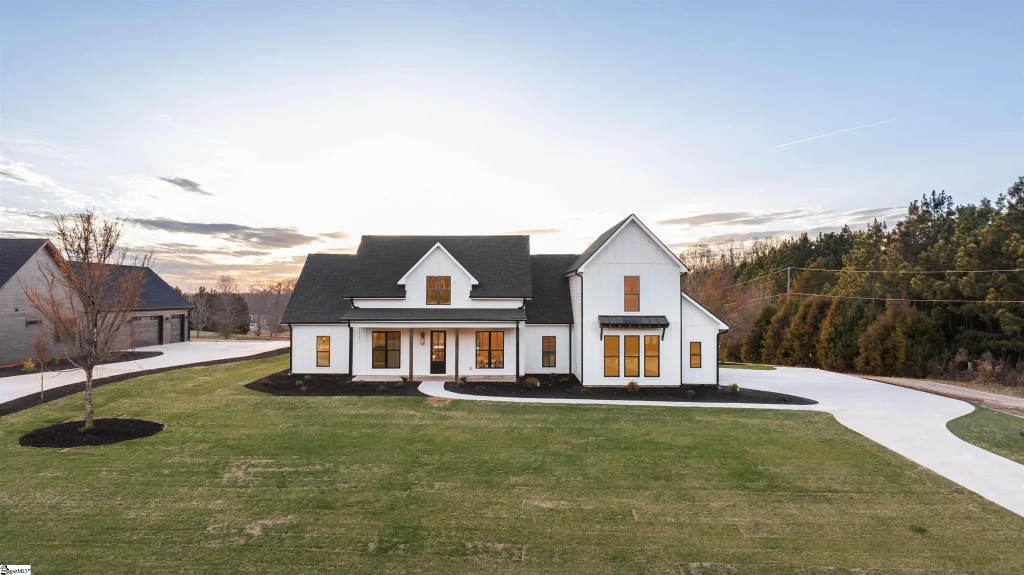 3364 Fairview Road, Fountain Inn