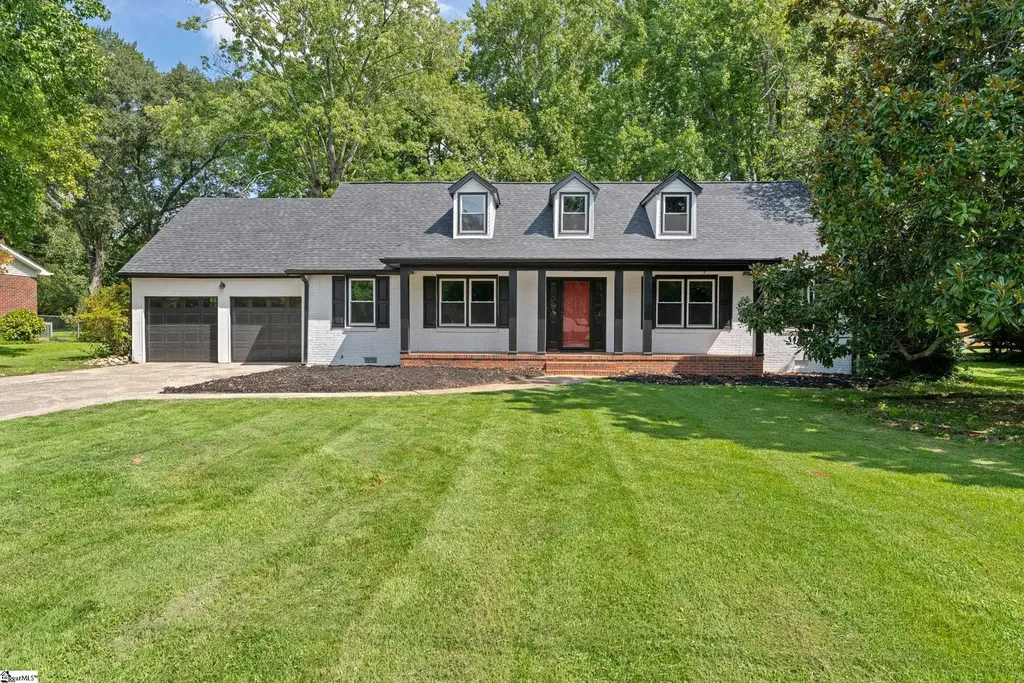 201 Rosemary Lane, Greenville