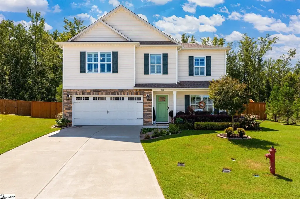 210 Frost Flower Way, Fountain Inn