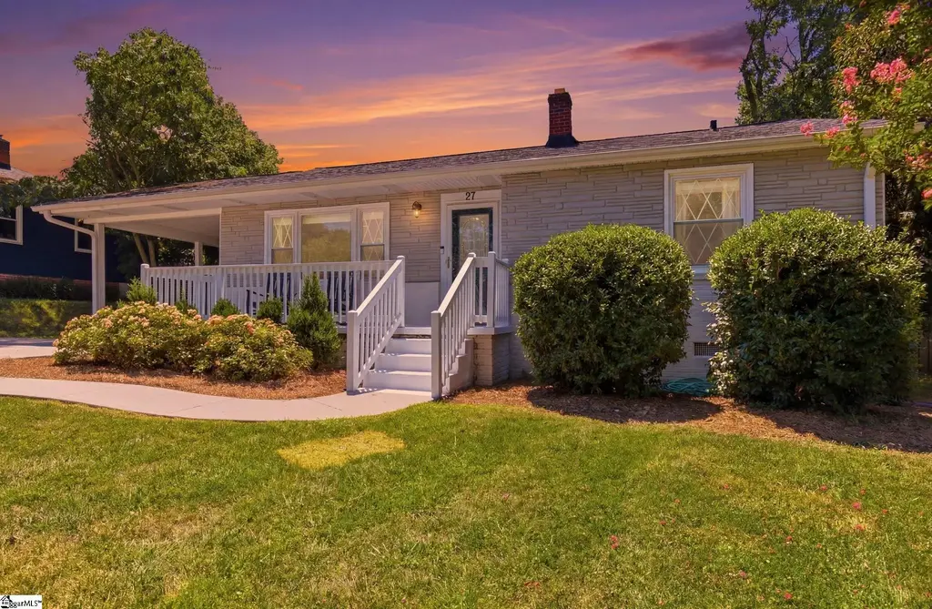 27 Sir Abbott Street, Greenville