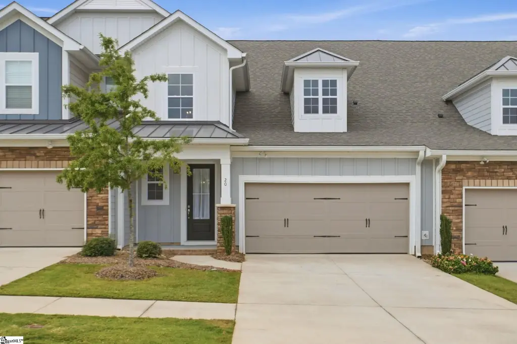 20 Hasbrook Lane, Greenville