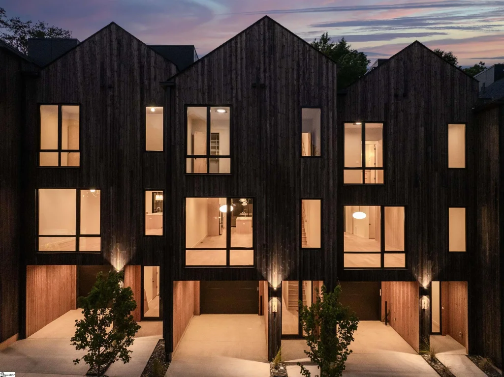 14 Nordic Lane, Greenville