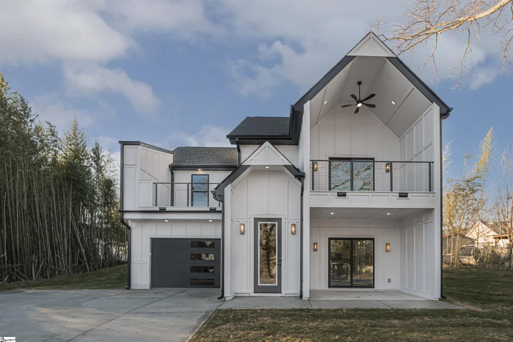 301 Front Street, Easley