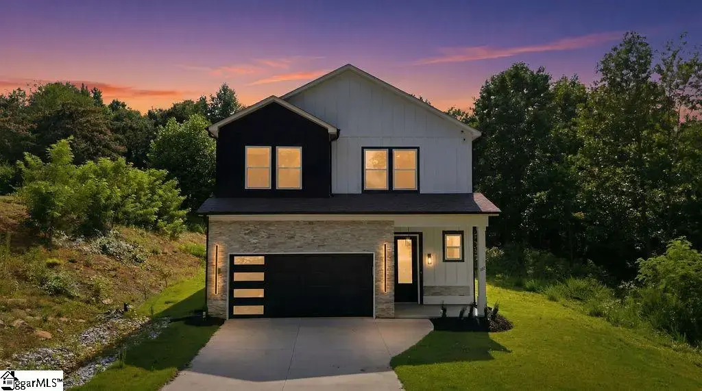 127 Moore Drive, Easley