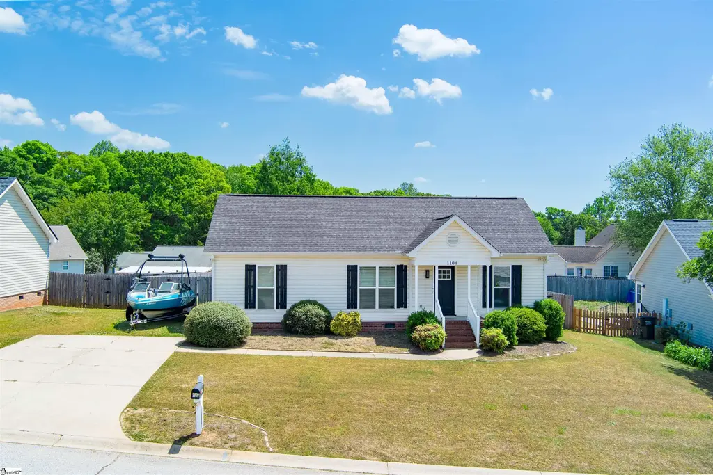 1104 Dunwoody Drive, Simpsonville