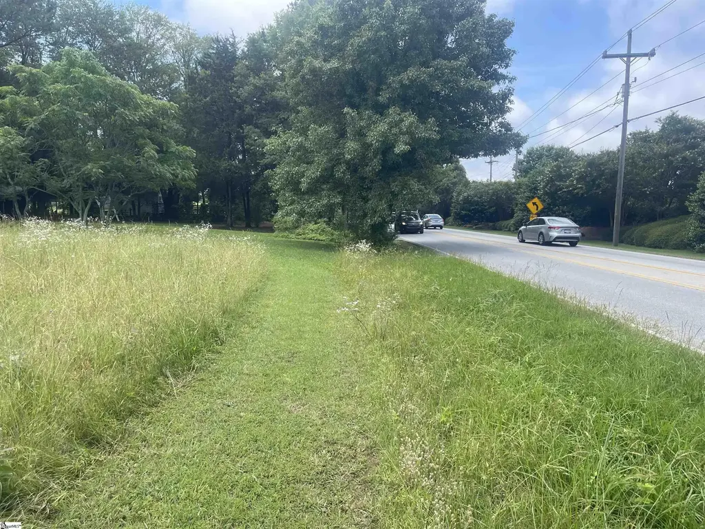 1453 W Georgia Road, Simpsonville