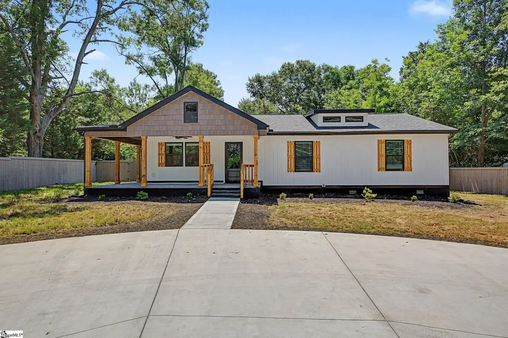 2611 Anderson Highway, Williamston