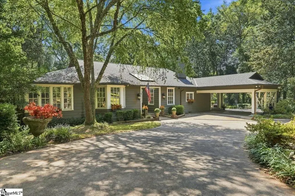 20 Olney Lane, Spartanburg