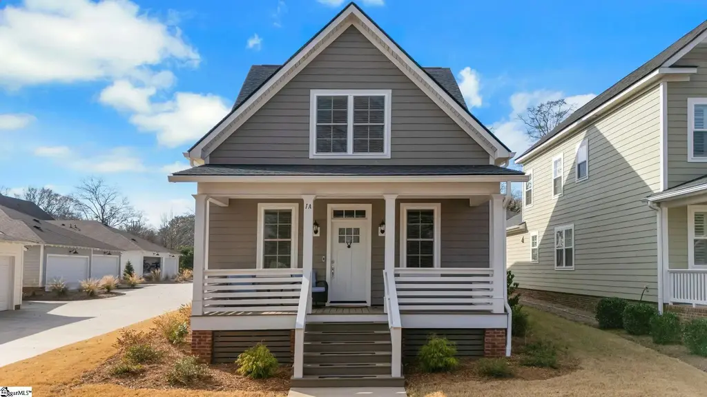 1a Love Drive, Travelers Rest