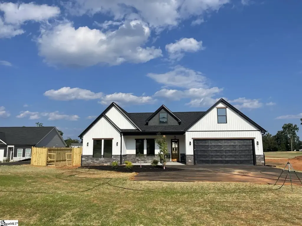 424 Blume Road, Anderson