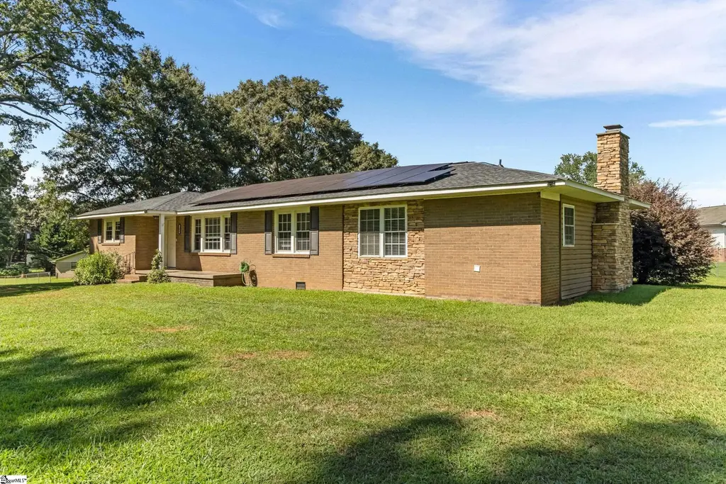 108 Angela Drive, Piedmont