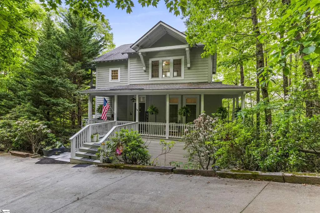 14 Woodbine Drive, Cleveland
