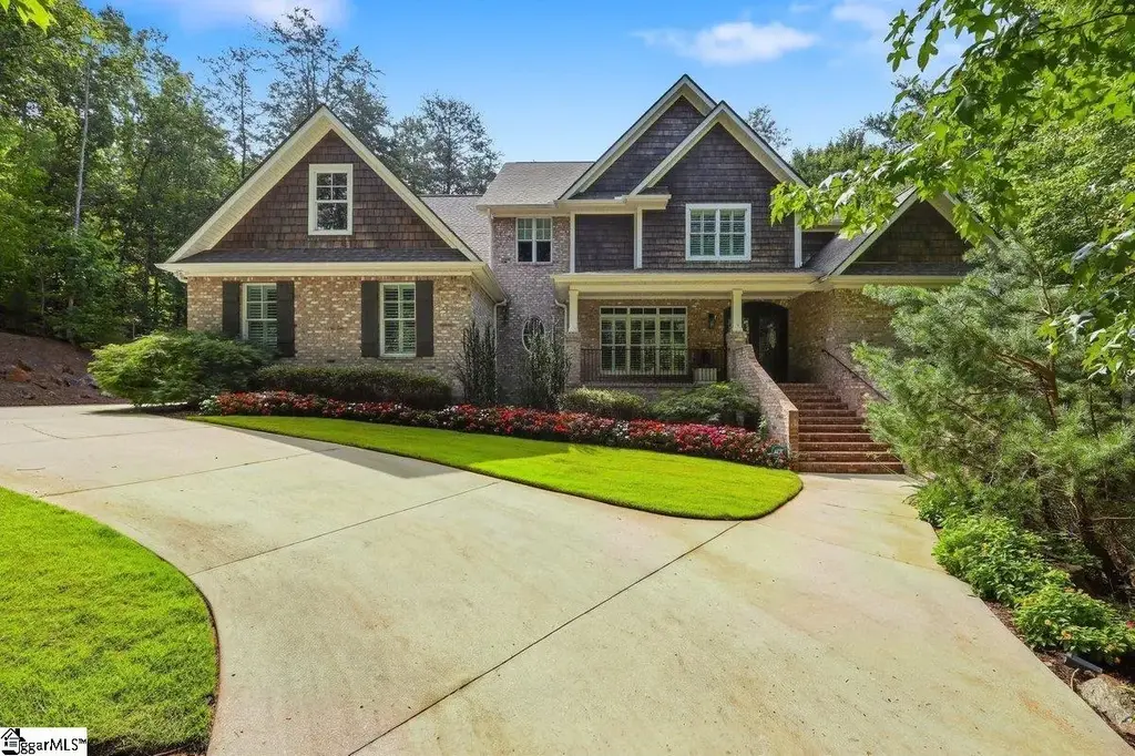 65 Roco Trail, Travelers Rest