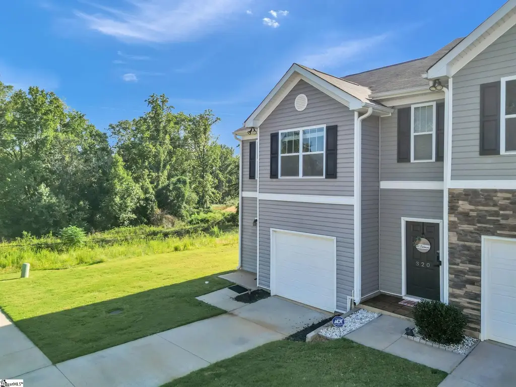 322 Sea Isle Place, Greer