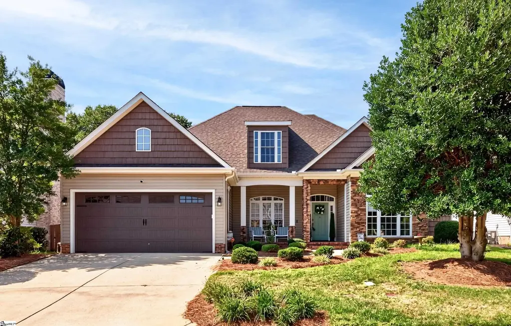 8 Garden Corners Court, Simpsonville