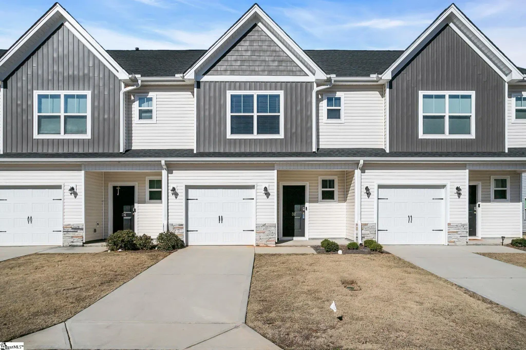 32 Apricot Lane, Duncan