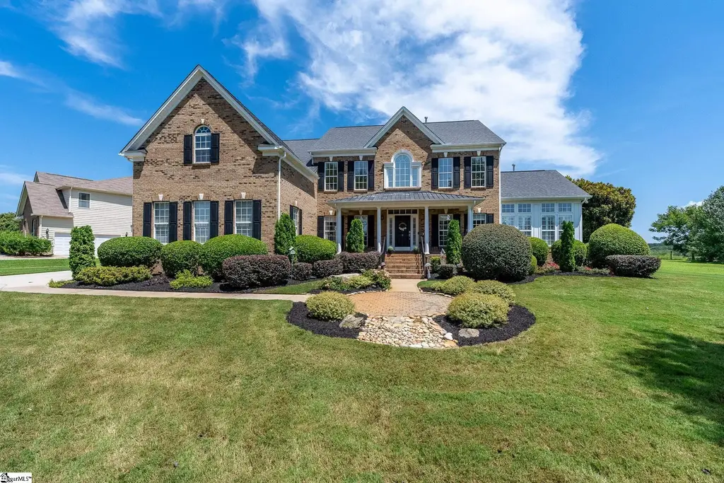 8 Scotts Bluff Drive, Simpsonville