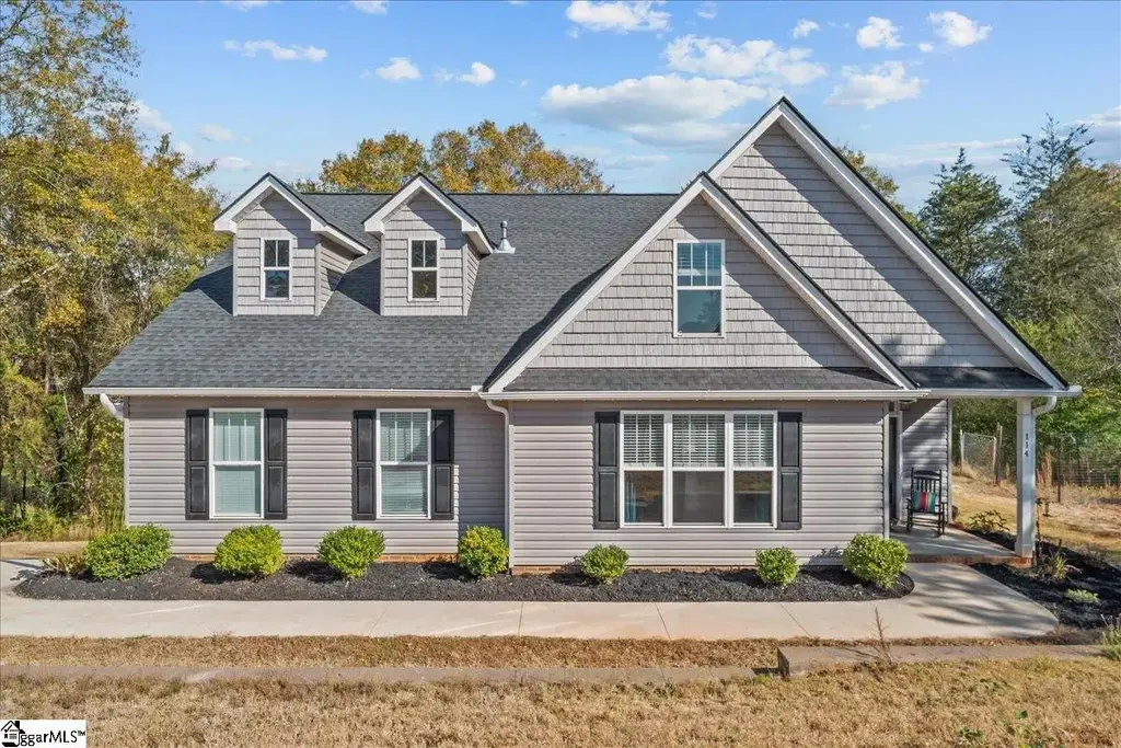 114 Lake Forest Circle, Anderson