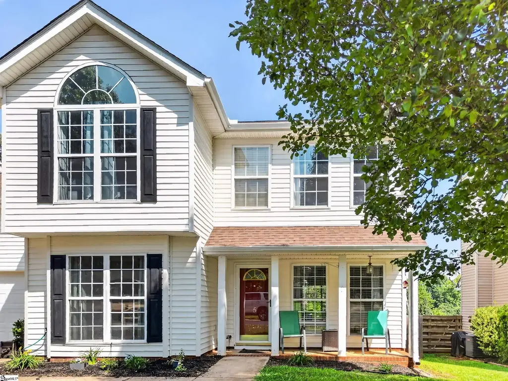 5 Valley Glenn Court, Greer