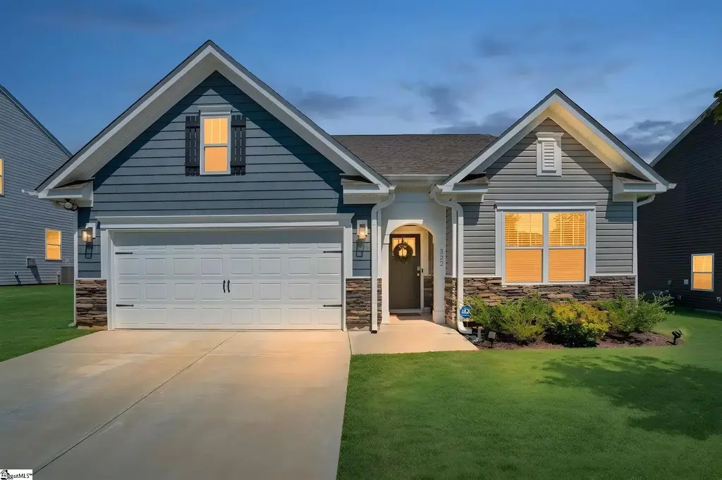 322 Glass Road, Piedmont