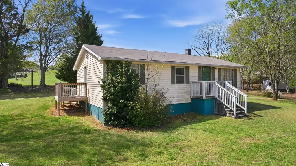 1360 Old Mill Road, Campobello