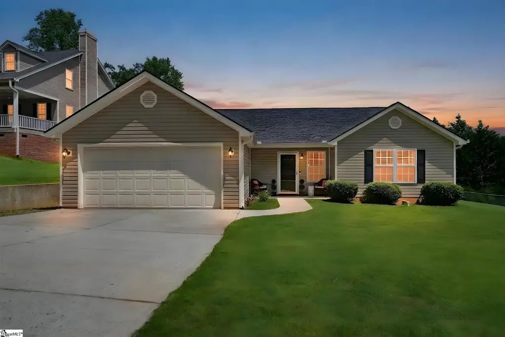 308 Crenshaw Street, Easley