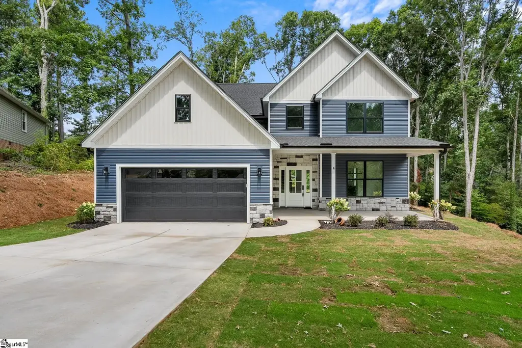 5 Chickamauga Lane, Simpsonville