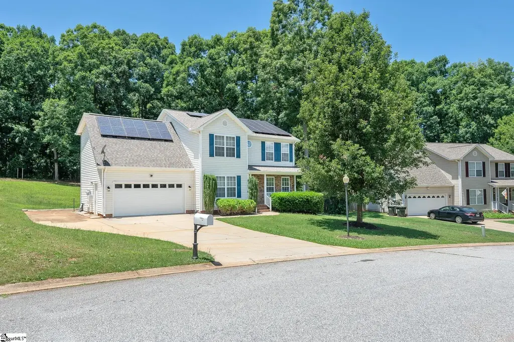 205 Corey Way, Travelers Rest