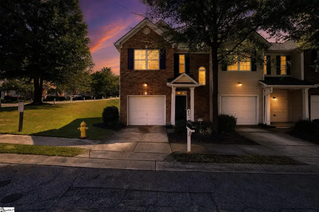 401 Woodbark Court, Mauldin