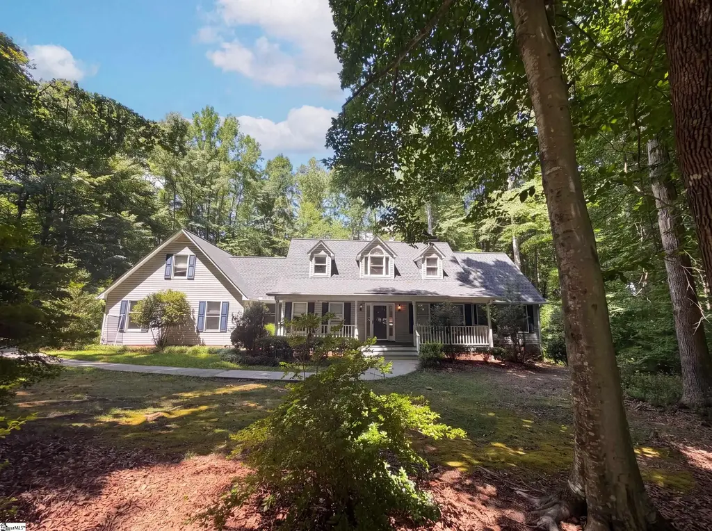 335 Dill Circle, Landrum