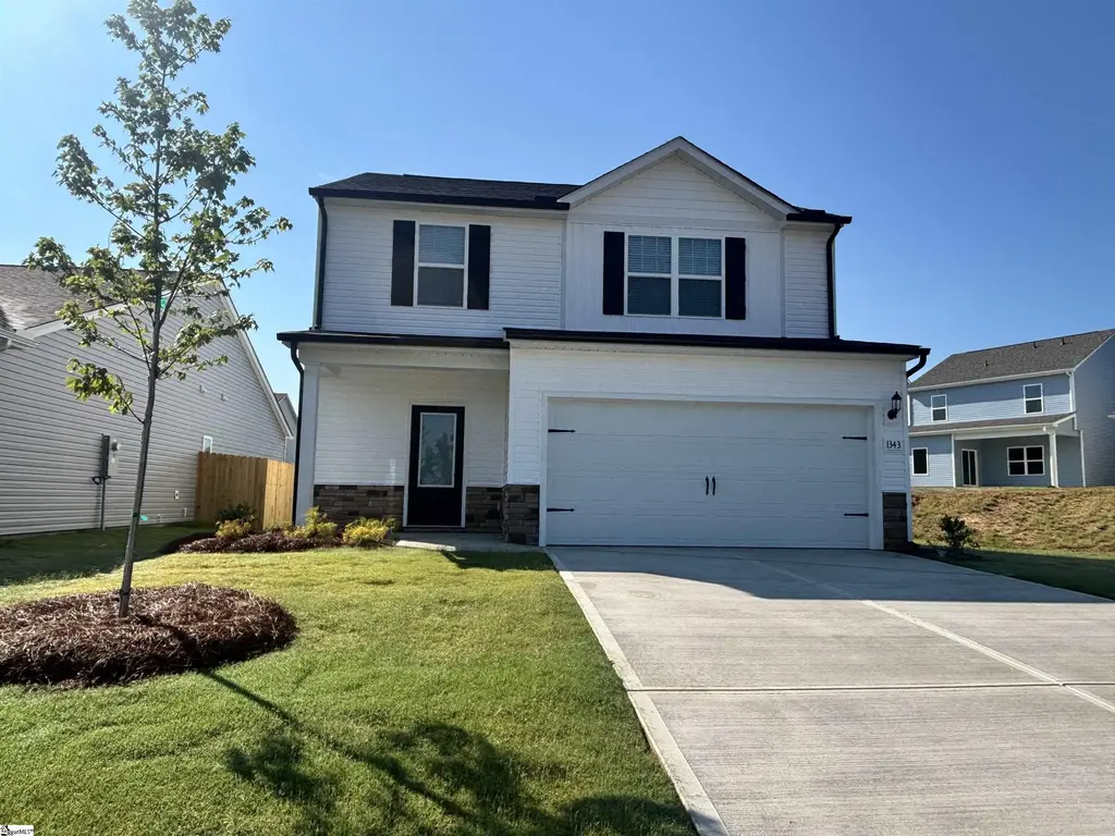 1343 Pitch Pine Place, Moore