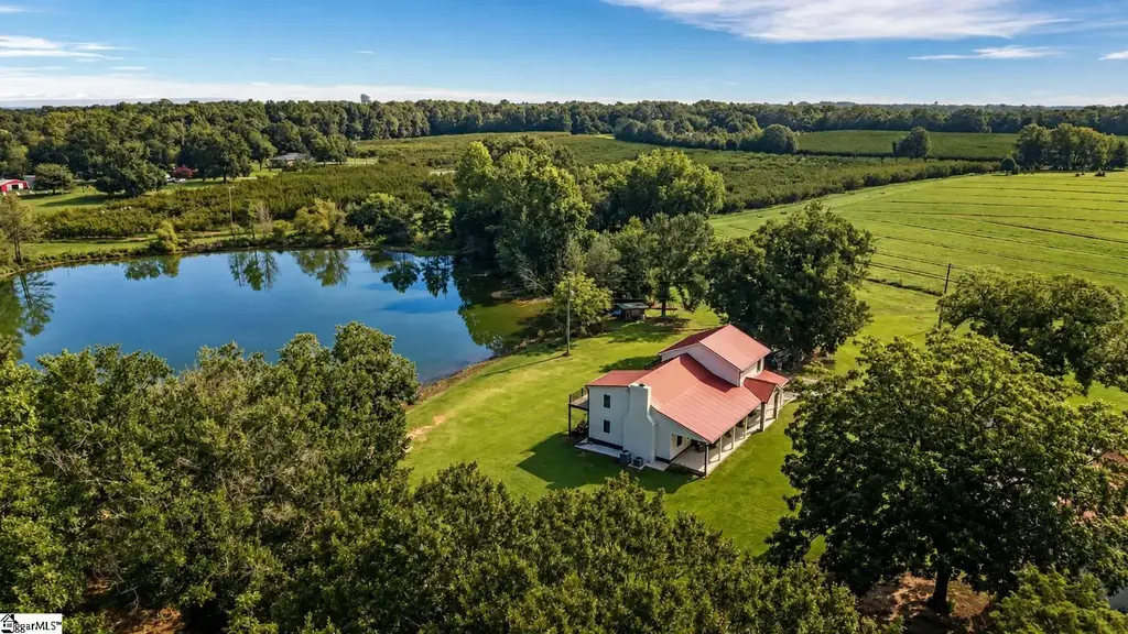 959 Turkey Farm Road, Chesnee