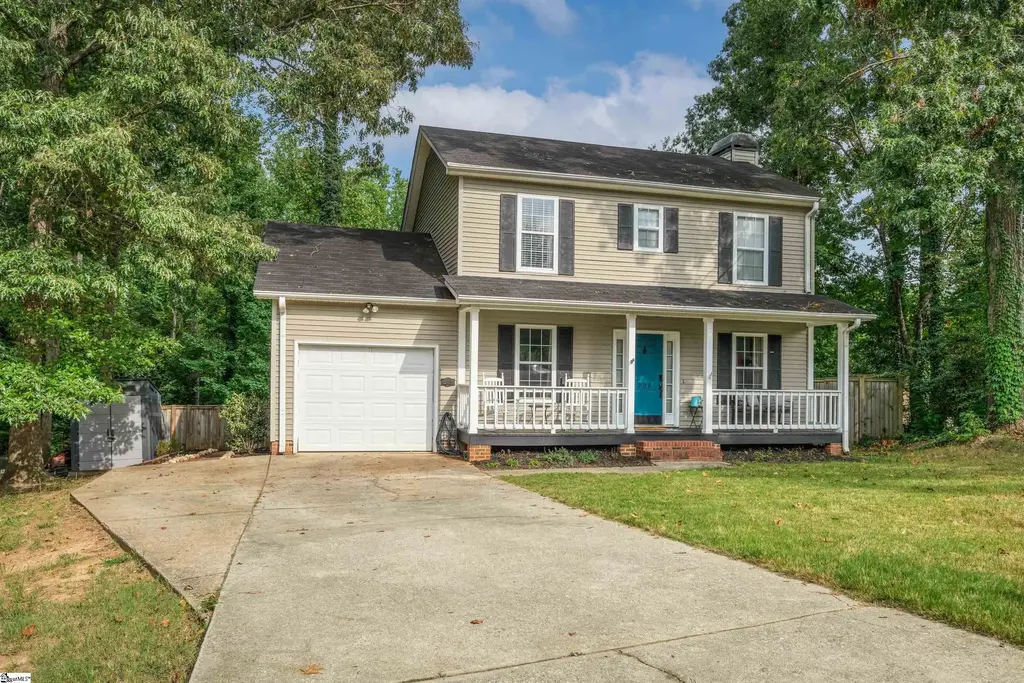 208 Charmar Way, Taylors