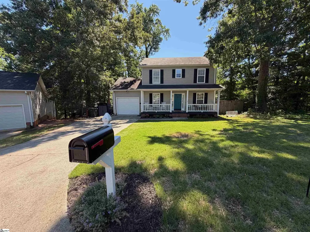 208 Charmar Way, Taylors
