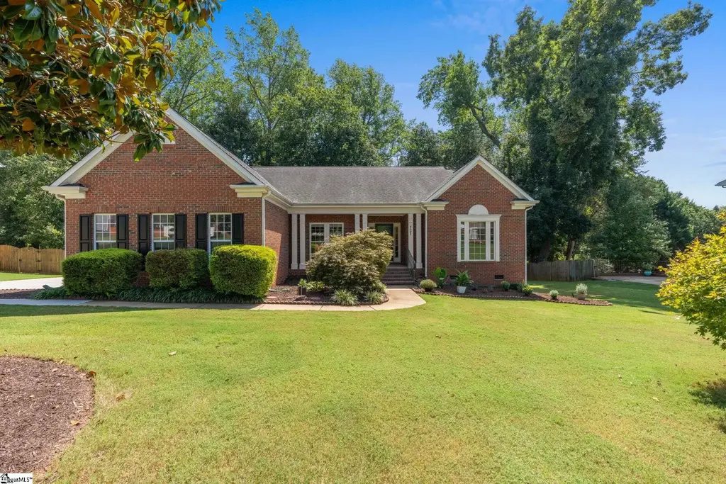 121 Century Oaks Drive, Easley
