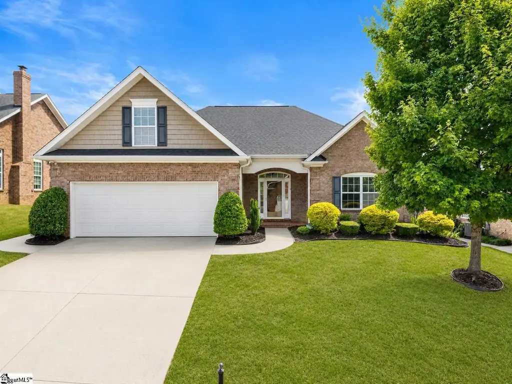 4 Cedarcrest Court, Simpsonville