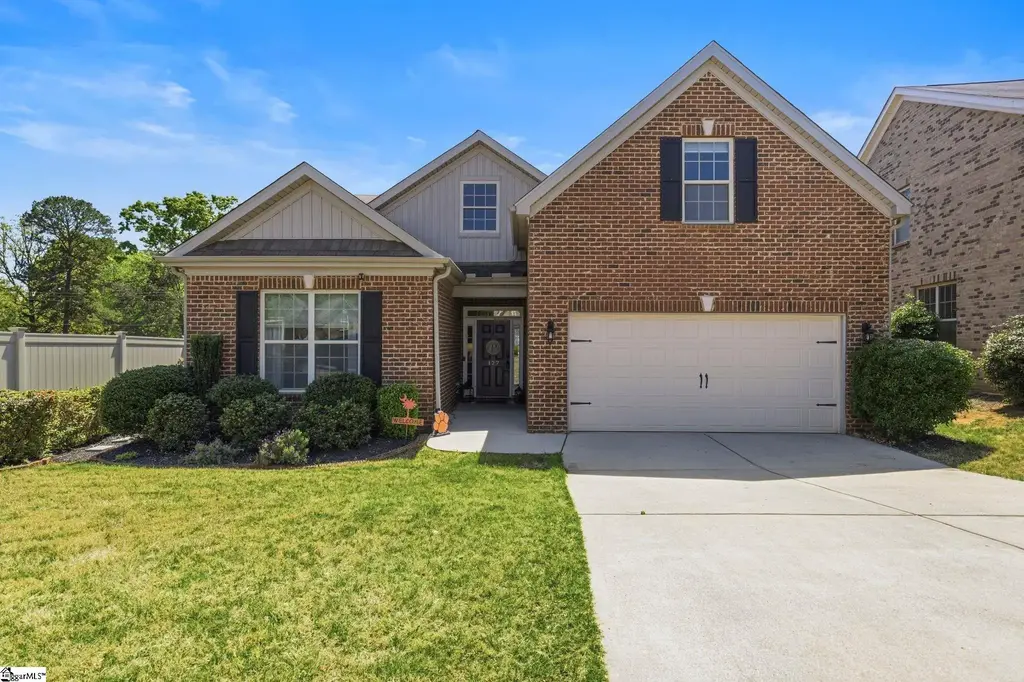 127 Golden Eagle Lane, Anderson