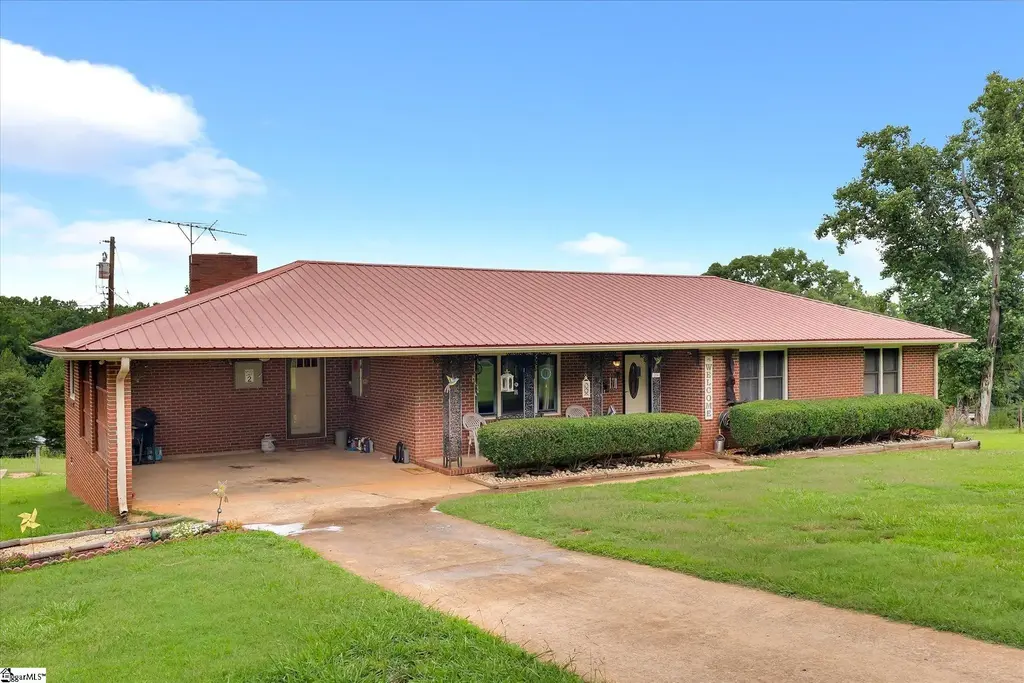 126 Crawford Road, Starr