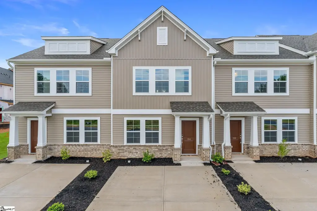 411 Cambrian Court, Taylors