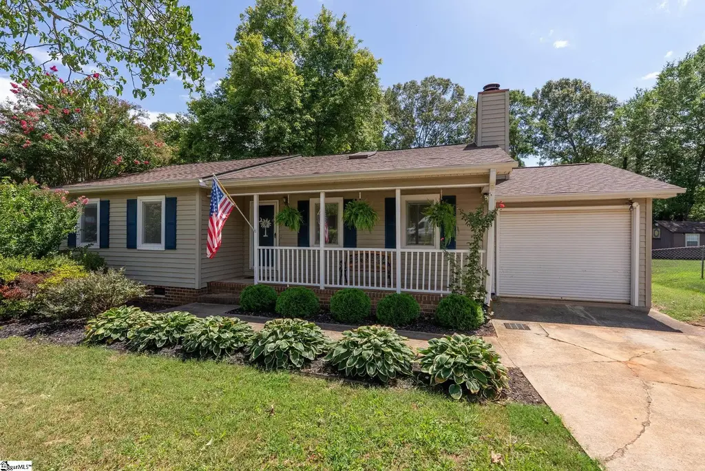 205 Mountain Chase, Taylors